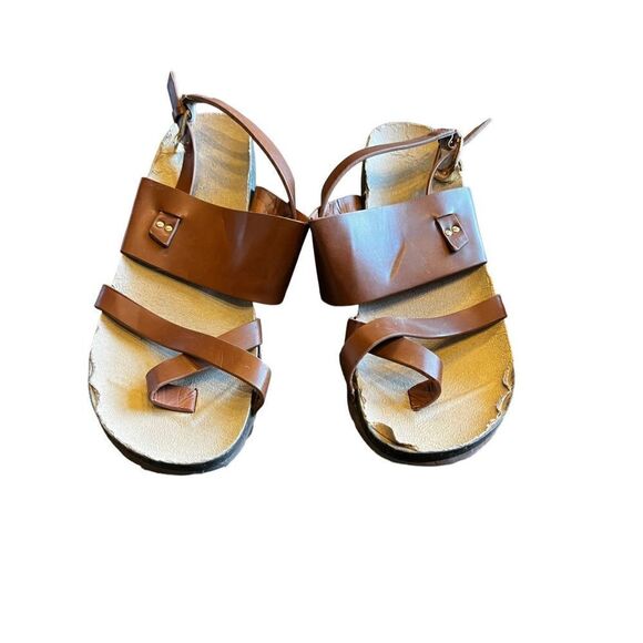 Leather sandals size 9  - Picture 1 of 3
